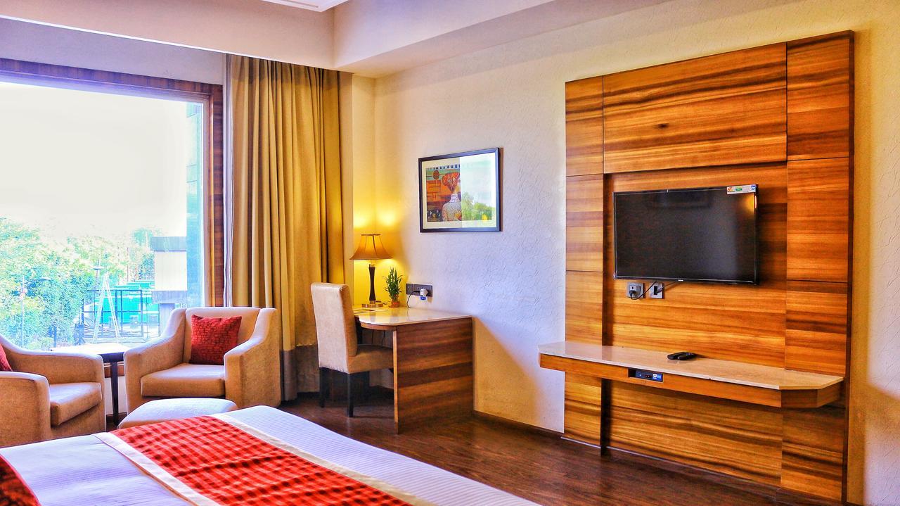 City Park Resort Bahādurgarh Exterior photo
