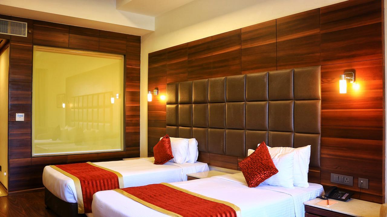City Park Resort Bahādurgarh Exterior photo